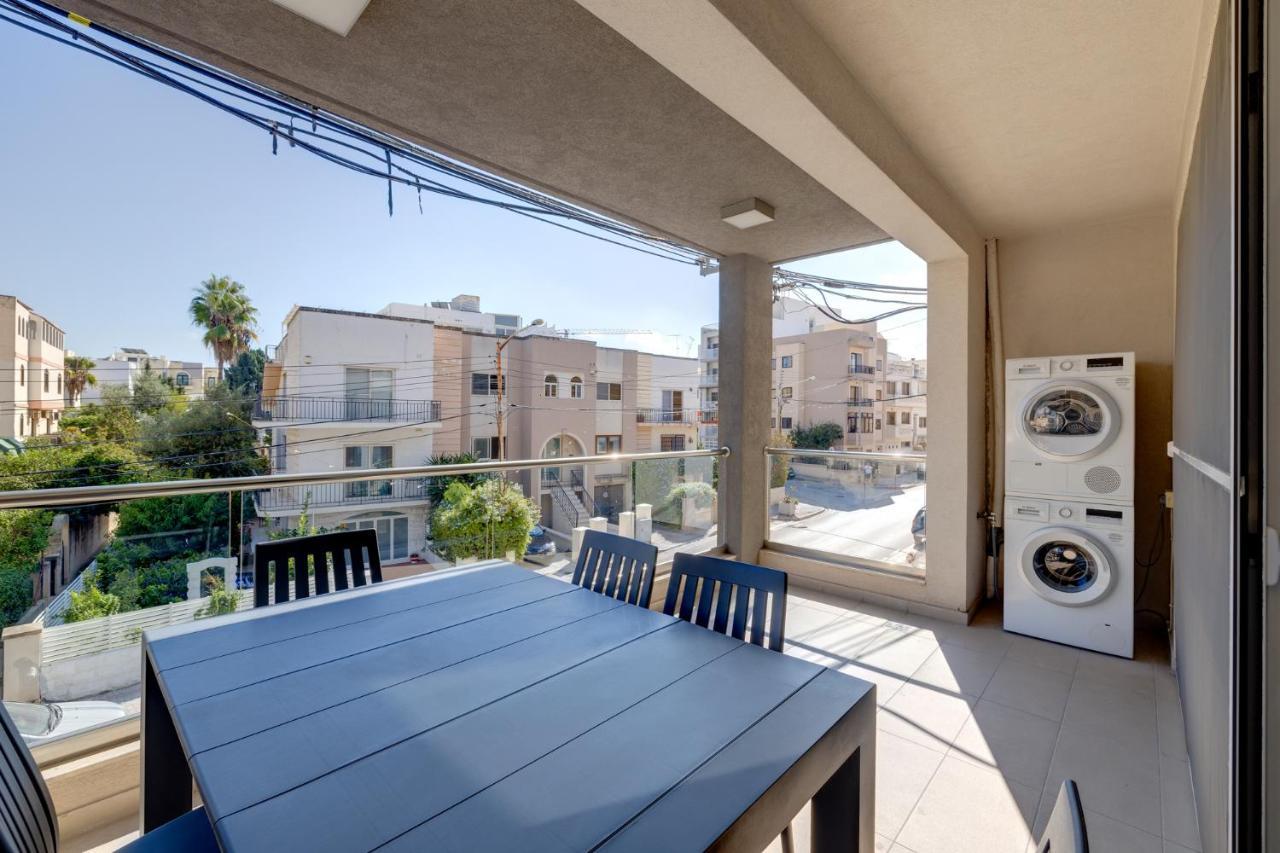 Marvellous 3Br Apartment In Central St Julians Saint Julian's Bagian luar foto