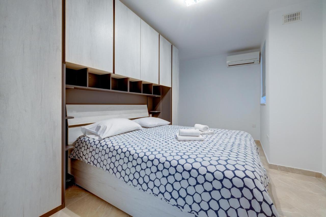 Marvellous 3Br Apartment In Central St Julians Saint Julian's Bagian luar foto