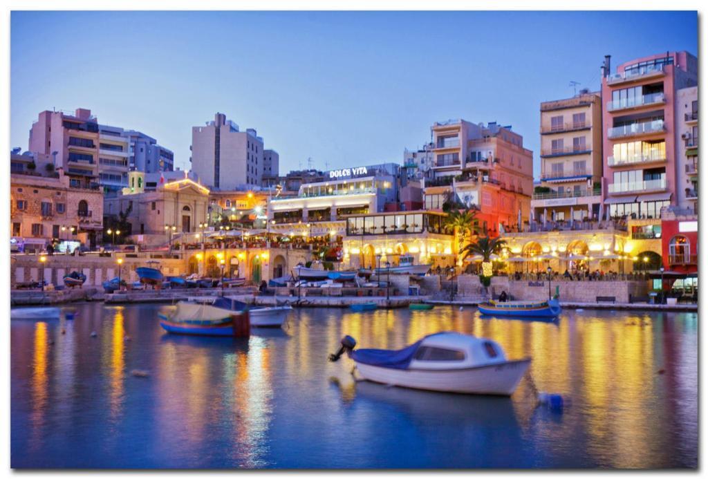 Marvellous 3Br Apartment In Central St Julians Saint Julian's Bagian luar foto